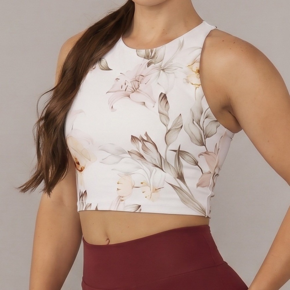 High Neck Strappy Back Feminine Floral Sports Bra XS Forever 21